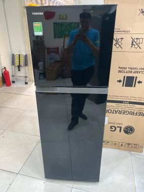 Tủ lạnh Toshiba Inverter 233 lít GR-A28VM(UKG1)