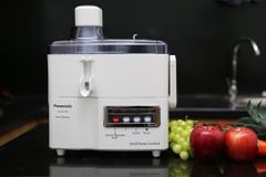  Máy xay đa năng Panasonic MJ-M176PWRA 