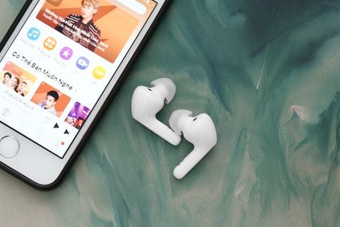 Tai nghe Bluetooth TWS LG HBS-FN4 Trắng