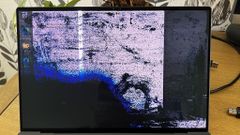  Dell Xps 13 Plus Dính Lỗi Bung Keo Khiến Màn Hình Rớt Ra Ngoài 