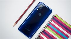  Smartphone giá rẻ Moto E7 lộ ảnh thực tế: Màn hình với notch kiểu giọt nước, camera kép mặt sau, dùng chip Snapdragon 632 