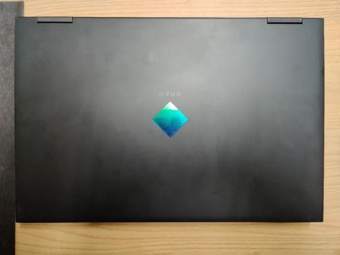 HP Omen 15 ek0079TX i7 10750H/16GB/1TB SSD/6GB RTX2060/15.6