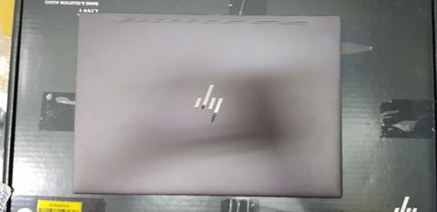 HP Envy 13 aq1057TX i7 10510U/8GB/512GB/2GB MX250/13.3
