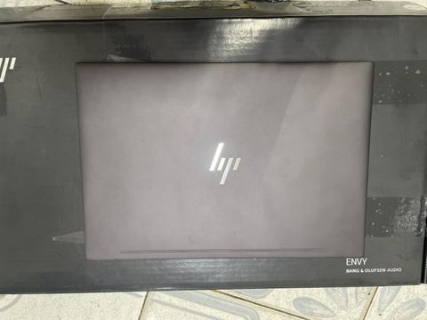 HP Envy 13 aq1057TX i7 10510U/8GB/512GB/2GB MX250/13.3