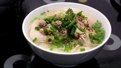  2 cách nấu canh măng với đuôi heo và xương ngon ngọt hấp dẫn 