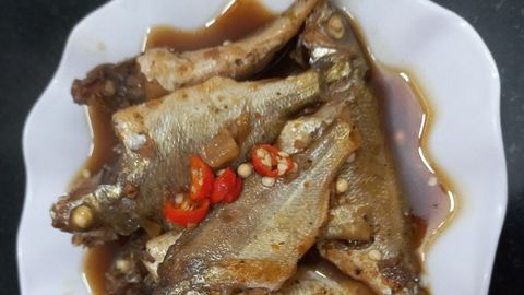 Cách làm cá lò kho tiêu đậm đà, dân dã cho mâm cơm thêm hoàn hảo