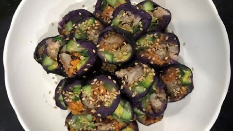 Cách làm kimbap khoai lang tím ngon lạ miệng đủ dưỡng chất cho cả nhà