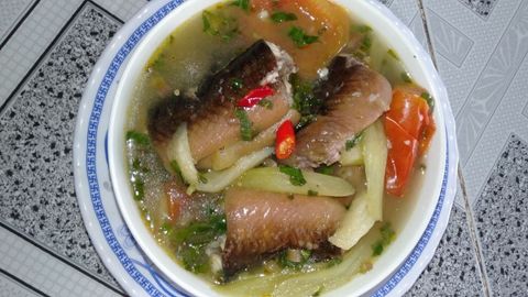 Cách nấu canh chua lươn ngon ngọt thanh mát giải nhiệt cho ngày hè