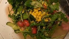  2 cách làm salad bồ công anh đơn giản, mới lạ hấp dẫn giàu dinh dưỡng 