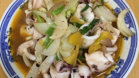 Cách làm mực xào dứa (thơm) thơm ngon hấp dẫn đưa cơm cho cả nhà