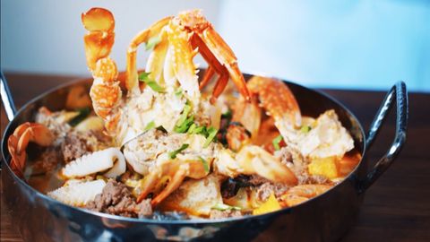 3 cách nấu lẩu cua đồng hải sản và hột vịt lộn thơm ngon dinh dưỡng