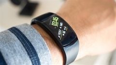  Samsung Galaxy Fit2 (SM-R220) được xác nhận tên gọi bởi nhà mạng Indonesia, ngày ra mắt đã đến rất gần 