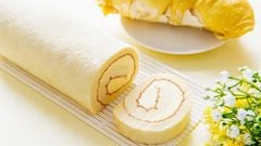  2 cách làm bánh bông lan cuộn kem tươi thơm ngon, cực đơn giản tại nhà 