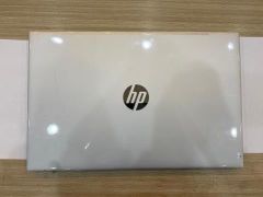  HP Pavilion 15 eg0005TX i5 1135G7/8GB/512GB/2GB MX450/15.6