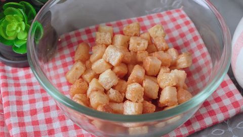 Cách làm bánh mì sandwich caramel ngào bơ đường bằng chảo chống dính