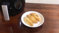  2 cách làm bánh mì bằng nồi chiên không dầu thơm ngon đơn giản tại nhà 
