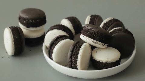 Cách làm bánh macaron oreo xinh xắn, ngọt ngào với hướng dẫn chi tiết