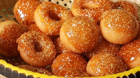 2 cách làm bánh cam nhân đậu xanh và bánh còng tráng đường thơm ngon