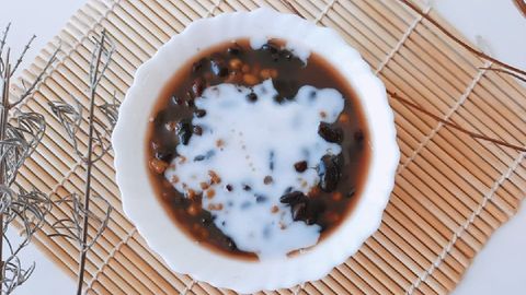 Cách nấu chè đậu đen và đậu xanh bằng nồi áp suất thơm ngon béo ngậy