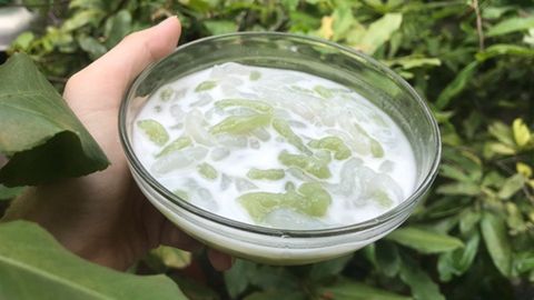 Cách làm chè bánh lọt nước cốt dừa thanh mát, dẻo thơm ngay tại nhà