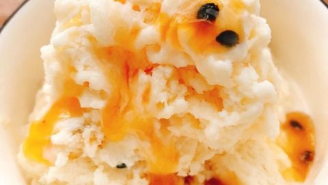 Cách làm kem chanh dây (chanh leo) chua ngọt, mịn dẻo cực ngon tại nhà