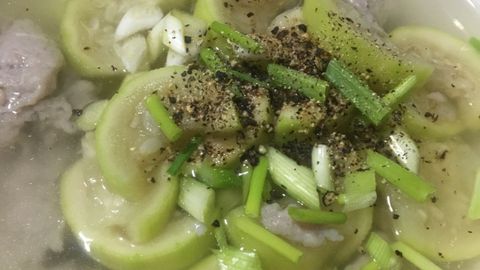 Cách nấu canh bầu nấu cá thác lác ngọt mát, đơn giản lại ngon miệng