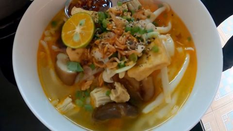 Cách làm bánh canh chay thập cẩm đậm đà cho mâm chay thêm hấp dẫn