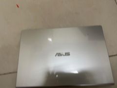  Asus X409JA i5 1035G1/8GB/512GB/14