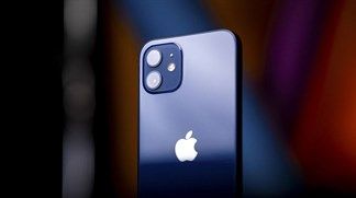 Vì sao iPhone 12 mini lại ra mắt trễ hơn bản tiêu chuẩn, phải chăng Apple đang suy tính kế hoạch nào đó với chiếc iPhone giá rẻ này?