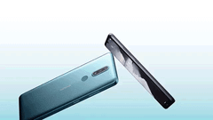  Nokia 2.4 với viên pin khủng 4.500 mAh, màn hình lớn 6.5 inch, thiết kế cứng cáp là lựa chọn khá tối ưu với mức giá chỉ 2.7 triệu đồng 
