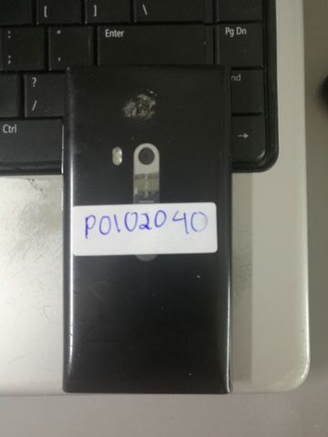 Xác Nokia N8