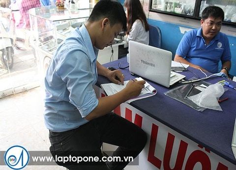 Thay màn hình laptop Dell Inspiron 15R giá rẻ