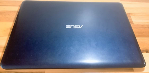 Vỏ mặt dùng cho laptop Asus E502
