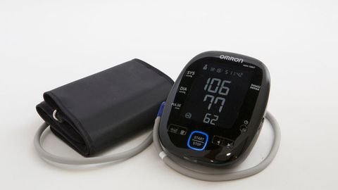 Máy đo huyết áp bắp tay tự động Omron HEM 7280T