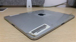 Xuất hiện hình ảnh thực tế của một nguyên mẫu iPad thế hệ đầu tiên với thiết kế ‘Dock kép’ rất lạ mắt