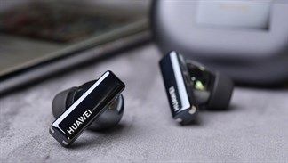 Tai nghe không dây Huawei FreeBuds Pro lộ ảnh thực tế trước khi ra mắt, thiết kế khá giống với AirPods Pro