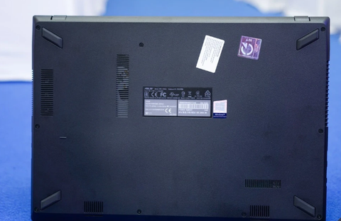 Vỏ mặt D dùng cho laptop Asus F560