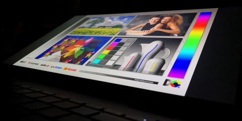 Máy tính xách tay màn hình gập 17 inch của HP siêu HOT: trang bị màn hình OLED của LG, ra mắt vào cuối năm nay