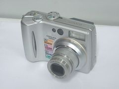  Nikon Coolpix 5200 