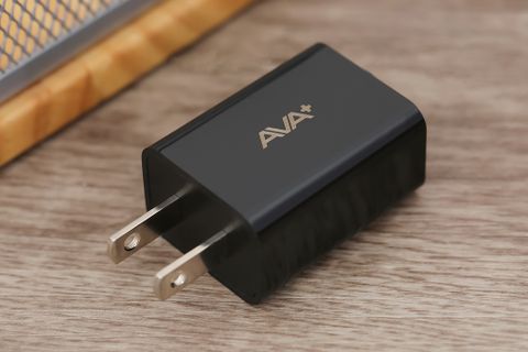 Adapter sạc USB 5W AVA+ DS016-BG