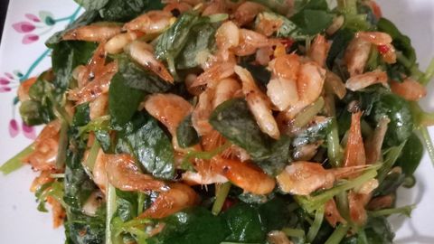 Cách làm gỏi tép rau càng cua thơm ngon, cực bắt vị cho ngày nóng