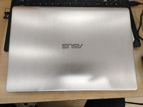 Asus S430FA i5 8265U/4GB/1TB/14