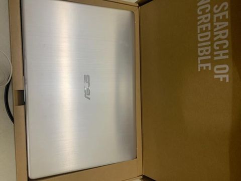 Asus S530FA i5 8265U/8GB+16G/1TB/15.6