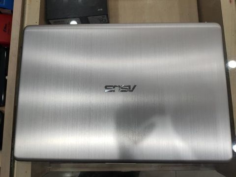 Asus S530FA i5 8265U/8GB+16G/1TB/15.6