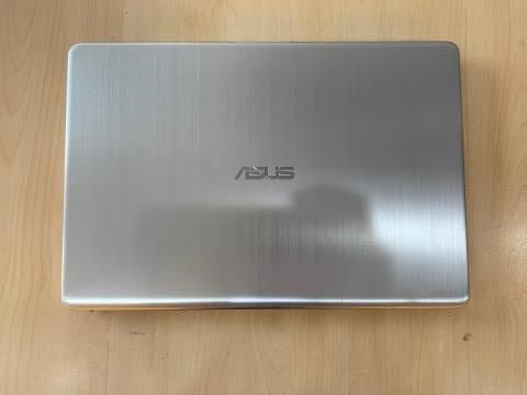 Asus S530FA i5 8265U/8GB+16G/1TB/15.6