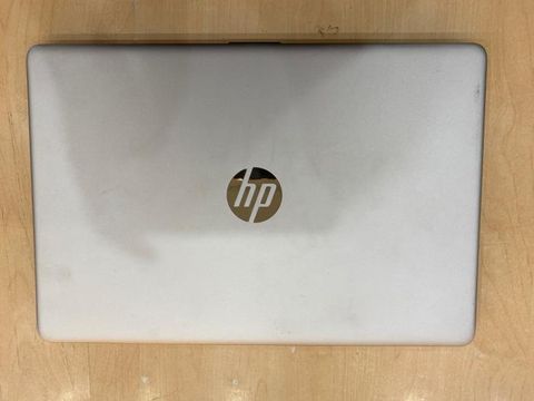 HP 15s du0054TU i3 7020U/4GB/1TB/15.6''/Win10/(6ZF60PA)/Bạc