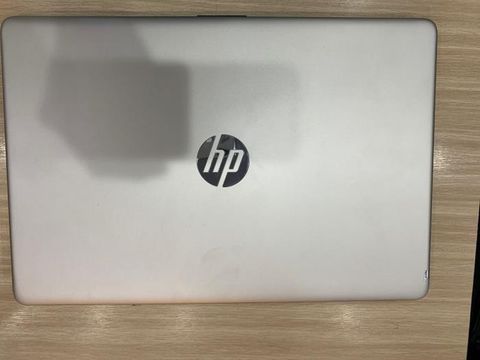 HP 15s du0070TX i5 8265U/8GB/1TB/2GB MX130/15.6