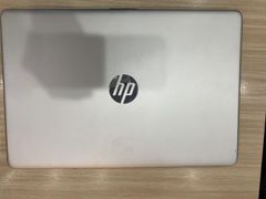  HP 15s du0070TX i5 8265U/8GB/1TB/2GB MX130/15.6