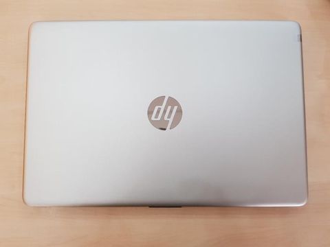 HP 15s du0070TX i5 8265U/8GB/1TB/2GB MX130/15.6