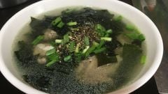 Cách nấu canh rong biển nấu xương heo ngon ngọt hấp dẫn không tanh 